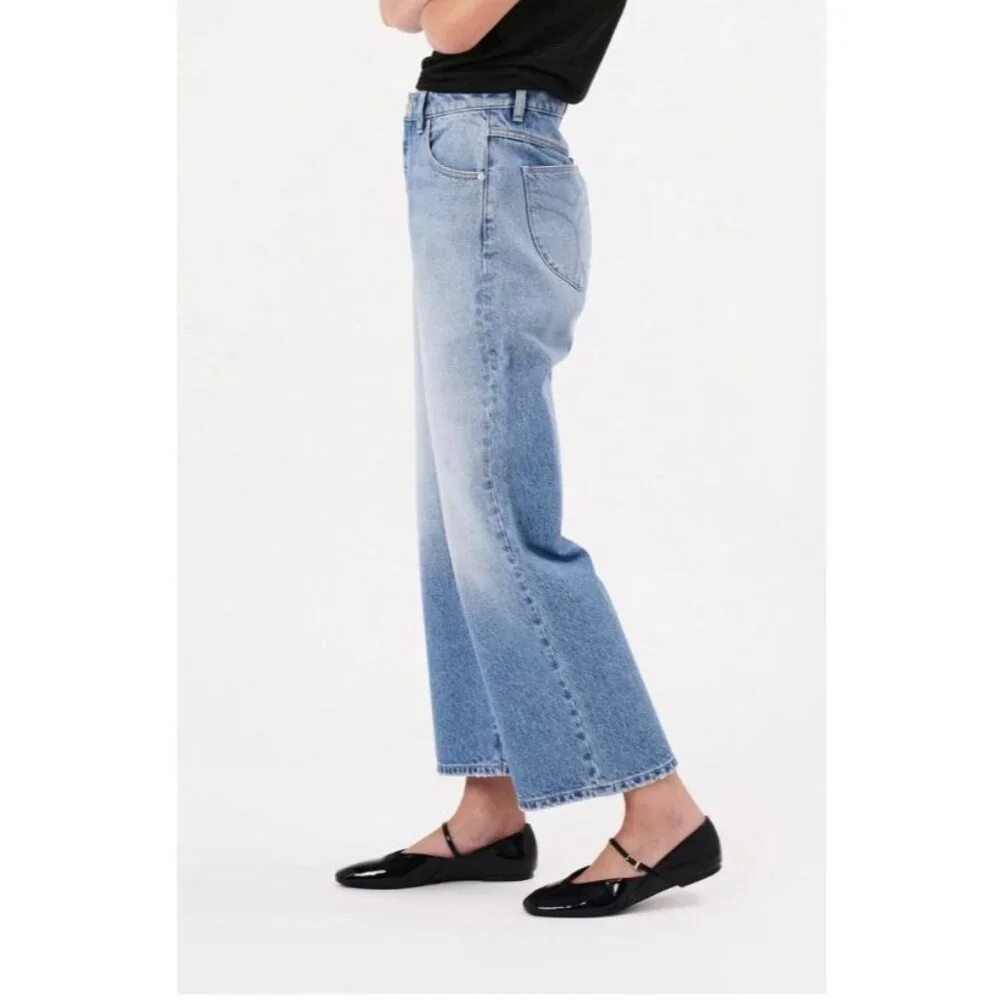 Rollas Womens Classic Flare Crop Sienna High Rise in Light Vintage Blue Size 28 - Picture 5 of 11